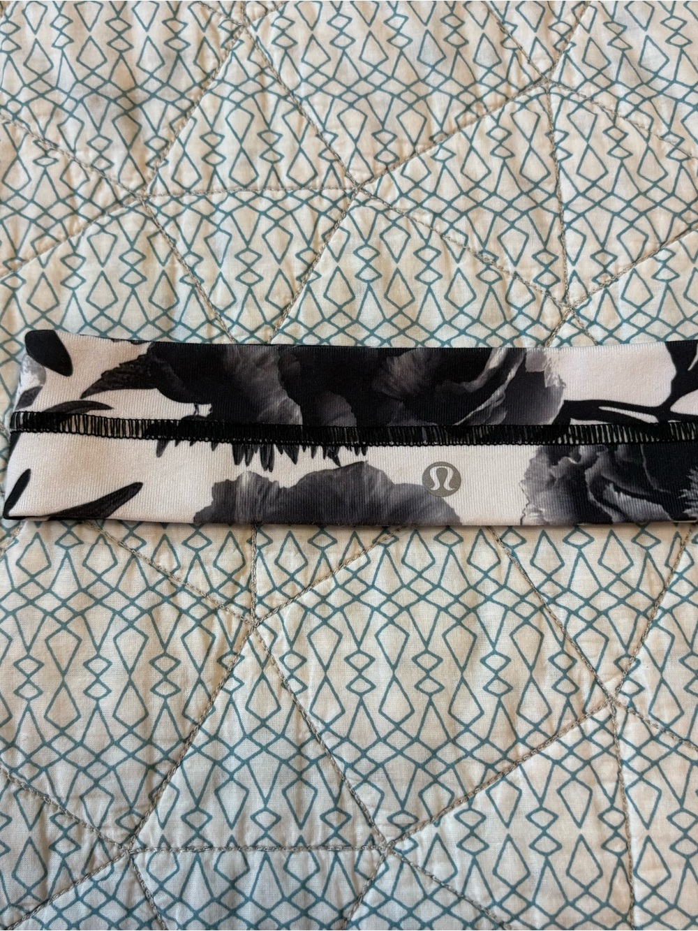 lululemon athletica Black & White Floral Stretch Headband